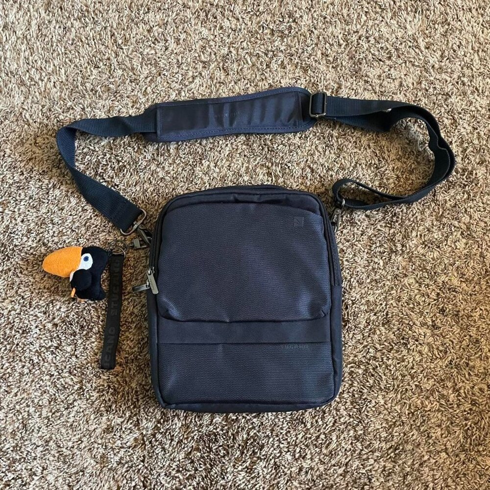Tucano Shoulder Bag Black Travel Lightweight Adjustable